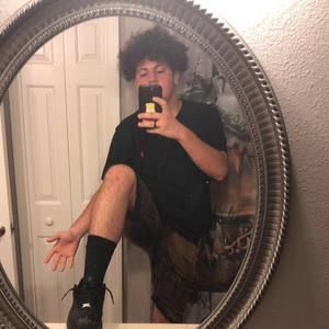 Meet your Posher, Santino